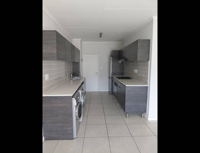 1 BEDROOM PROPERTY TO RENT IN OLIVEDALE